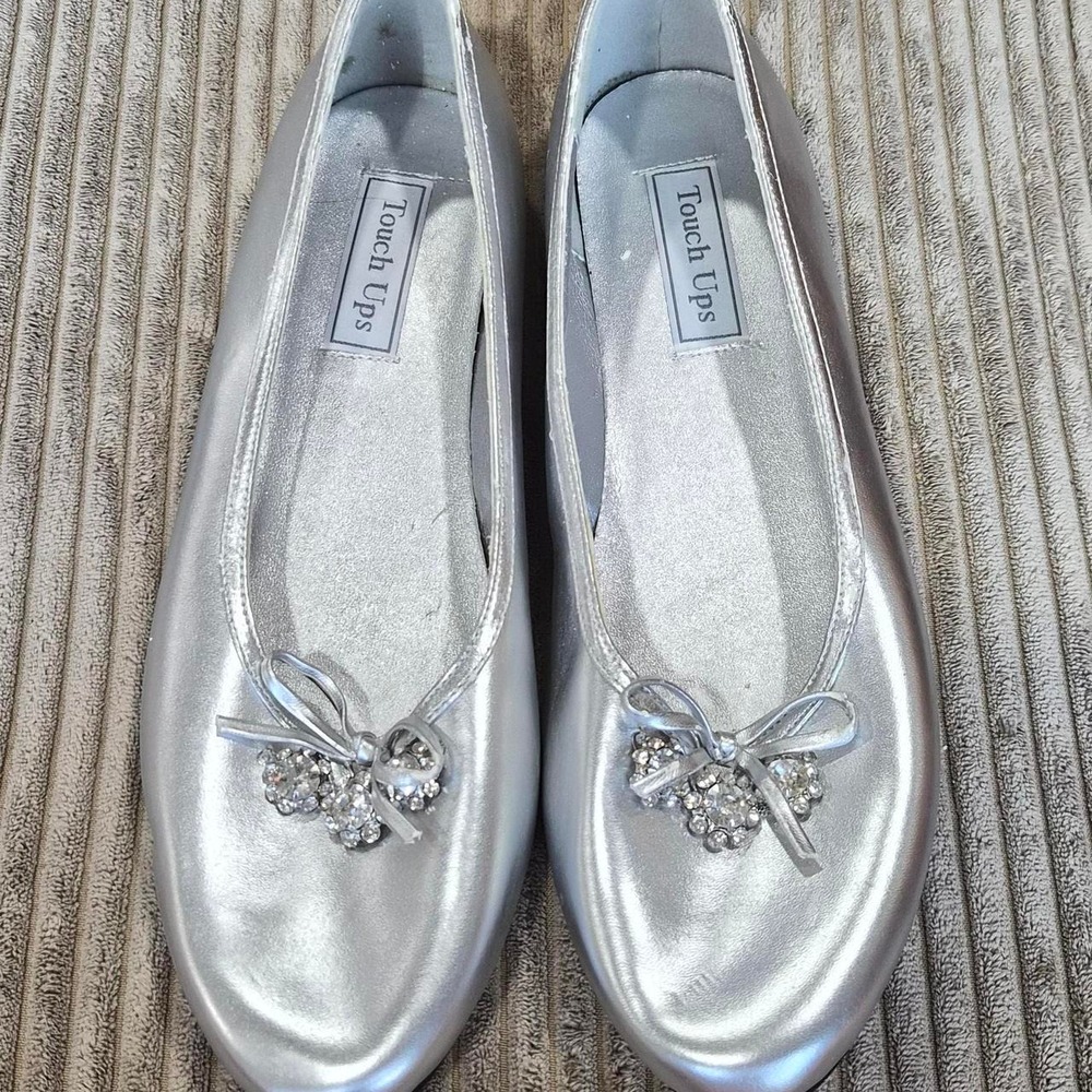 Super cute Y2K-style metallic silver ballet flats by Touch Ups!